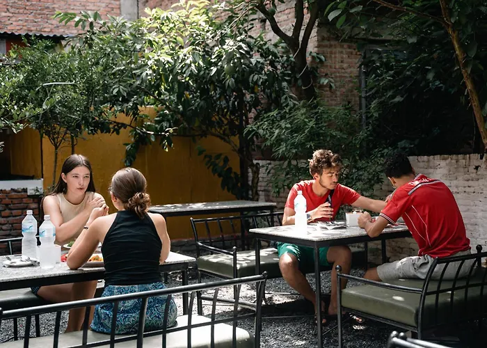 ホステル Thamel Courtyard *